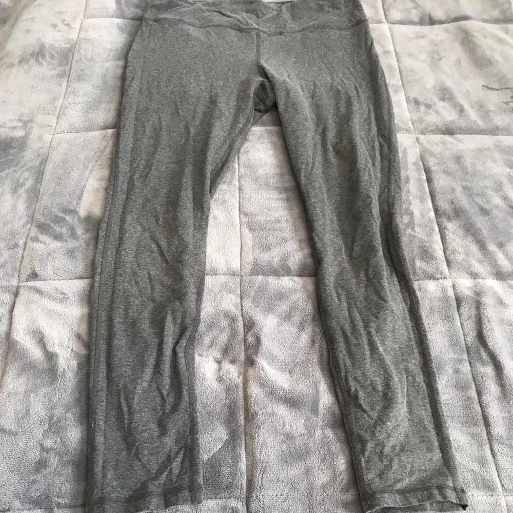 XERSION workout leggings. Size L. Color Drk Grey